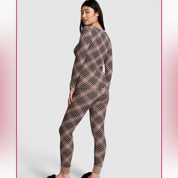 PINK Victoria Secret Thermal Long Pajama Set - Picture 2 of 4